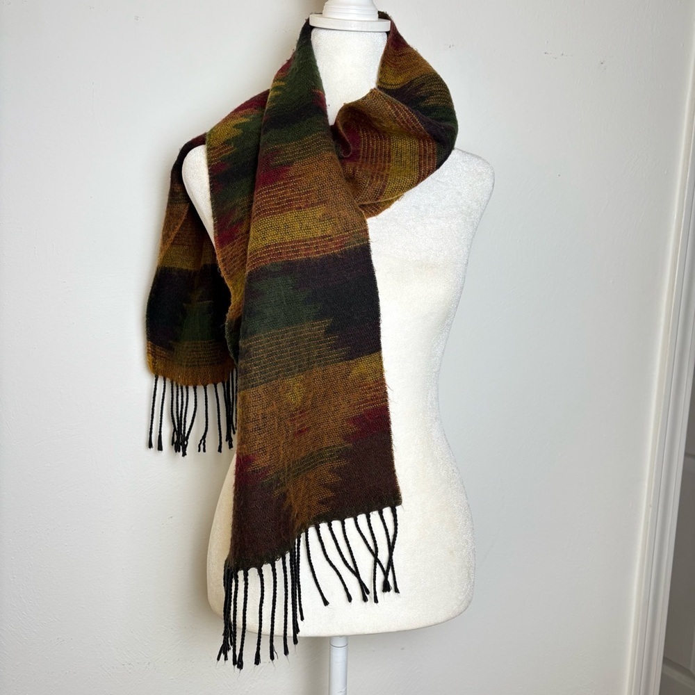 MADE in ITALY Aztec Design Fall Winter Colors Fringe Rectangular Neck Scarf - Picture 4 of 8